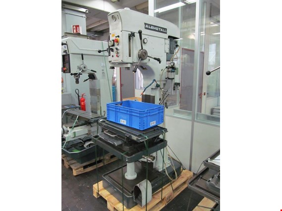 Used Alzmetall AB 4/ HST  Column drilling machine (10000795) for Sale (Auction Premium) | NetBid Industrial Auctions