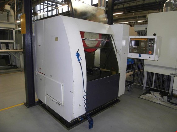 Used EMCO VMC 300 Vertical machining center for Sale (Trading Premium) | NetBid Industrial Auctions