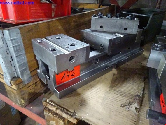 Used Hilma NC160 High pressure machine vice for Sale (Auction Premium) | NetBid Industrial Auctions