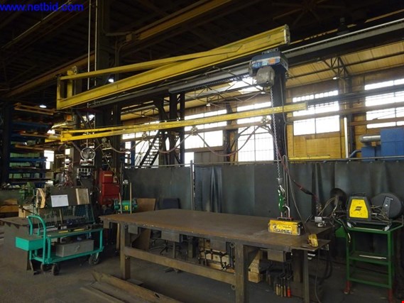 Used Abus Wall-mounted slewing crane (13) for Sale (Auction Premium) | NetBid Industrial Auctions