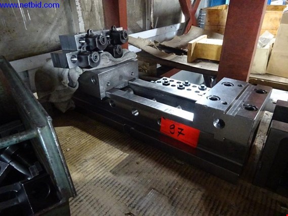 Used Hilma NC 160 High pressure machine vice for Sale (Auction Premium) | NetBid Industrial Auctions