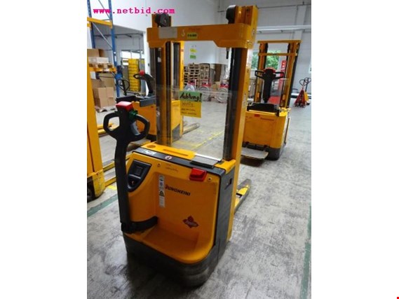 Used Jungheinrich EJC-10-G-115-290 electr. high-lift truck for Sale (Auction Premium) | NetBid Industrial Auctions