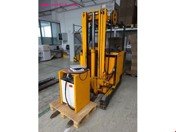Used Jungheinrich reach truck for Sale (Auction Premium) | NetBid Industrial Auctions