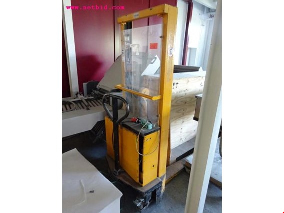 Used electr. high-lift truck for Sale (Auction Premium) | NetBid Industrial Auctions