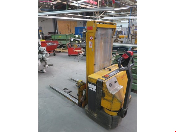 Used Jungheinrich Electric pedestrian stacker for Sale (Auction Premium) | NetBid Industrial Auctions