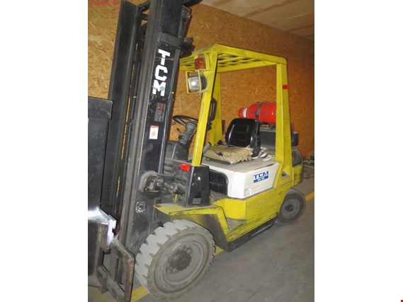 Used TCM FG 20 Gas forklift truck for Sale (Trading Premium) | NetBid Industrial Auctions