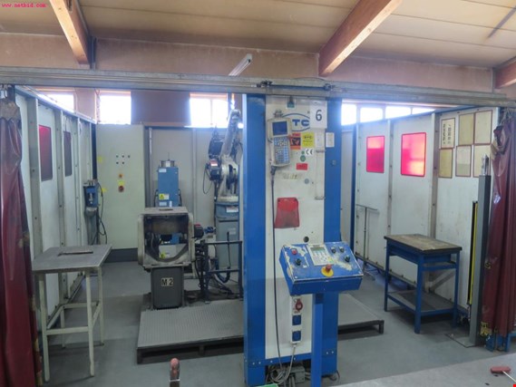 Used Welding robot cell (6) for Sale (Auction Premium) | NetBid Industrial Auctions