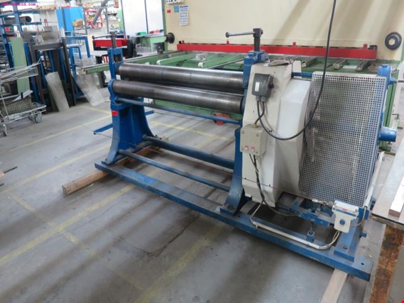 Used Stölting 3-roll round bending machine for Sale (Auction Premium) | NetBid Industrial Auctions