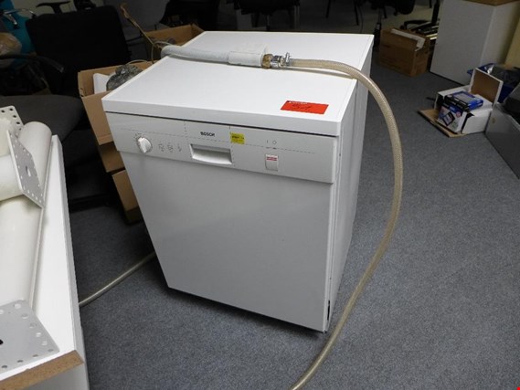 Used Bosch Dishwasher for Sale (Auction Premium) | NetBid Industrial Auctions