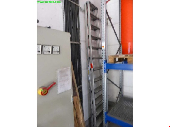 Used Folding aluminum ladder for Sale (Trading Premium) | NetBid Industrial Auctions