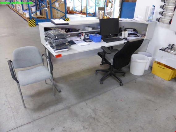 Used Desk with shelving unit for Sale (Trading Premium) | NetBid Industrial Auctions