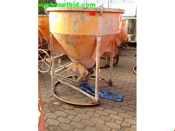 Used Crane concrete bucket for Sale (Auction Premium) | NetBid Industrial Auctions