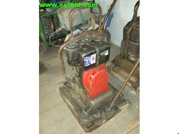 Used Wacker Vibratory plate for Sale (Auction Premium) | NetBid Industrial Auctions