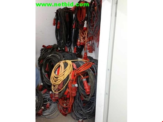 Used Item Extension/connection cable reels for Sale (Auction Premium) | NetBid Industrial Auctions