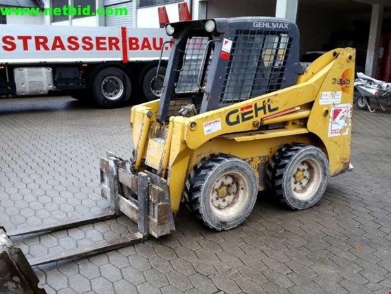 Used Gehl 3935SX Dumper for Sale (Auction Premium) | NetBid Industrial Auctions