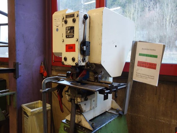 Used Mubea KL350 Hydraulic punching machine for Sale (Auction Premium) | NetBid Industrial Auctions