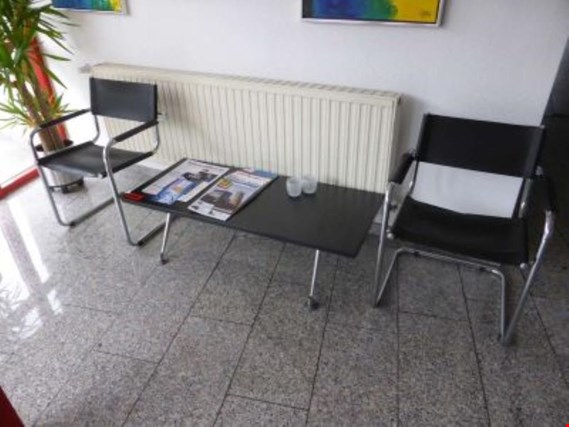 2 Krzesło wspornikowe kupisz używany(ą) (Online Auction) | NetBid Polska
