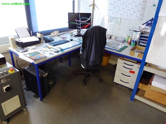Used Desk/angle combination for Sale (Trading Premium) | NetBid Industrial Auctions
