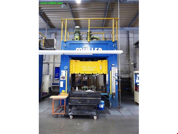 Used Fritz Müller KEZ250-20/10.3 hydraulic press - please note: conditional sale for Sale (Auction Premium) | NetBid Industrial Auctions