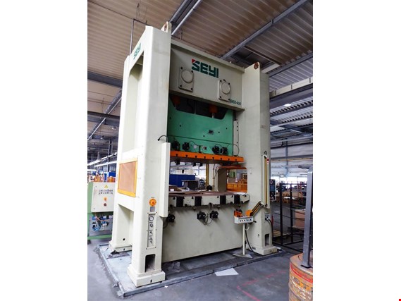 Used Seyi SNS2-400 hydraulic press - please note: conditional sale, Location: 66538 Neunkirchen for Sale (Trading Standard) | NetBid Industrial Auctions