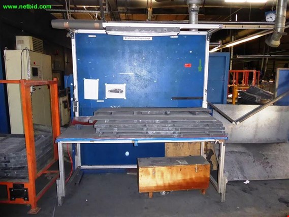 Used Assembly table for Sale (Trading Premium) | NetBid Industrial Auctions