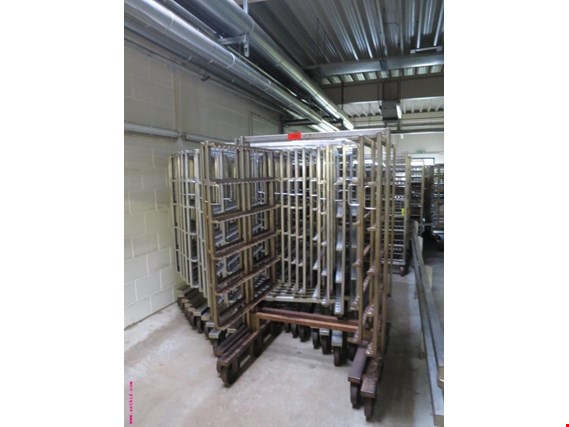 Used 1 Posten V2A smoking transport racks for Sale (Trading Premium) | NetBid Industrial Auctions