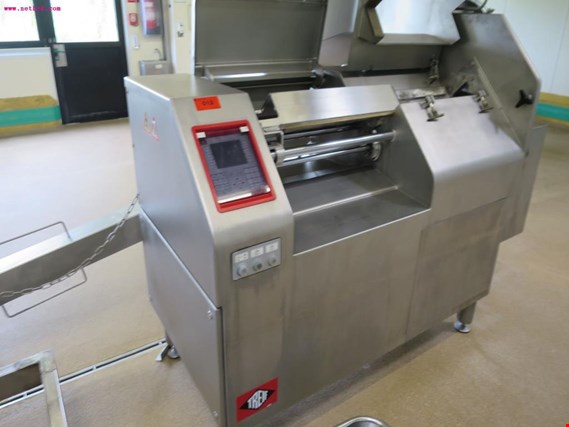 Used Treif Raptor 150 Compact Vacuum bacon slicer for Sale (Trading Premium) | NetBid Industrial Auctions