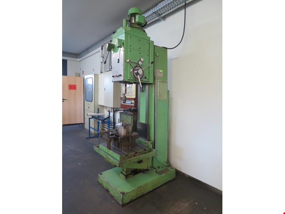 Used Knuth post drill for Sale (Auction Premium) | NetBid Industrial Auctions