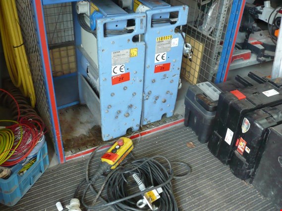 Used Geda Fix-Lift 250 Roofing lift for Sale (Auction Premium) | NetBid Industrial Auctions