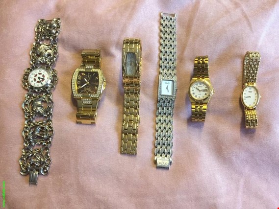 6 Damen-Armbanduhren gebraucht kaufen (Auction Premium) | NetBid Industrie-Auktionen
