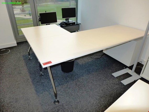 Vitra Kombinacja biurko/kątownik kupisz używany(ą) (Trading Premium) | NetBid Polska