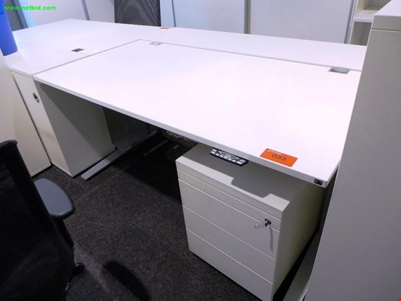 Used König + Neurath Desk for Sale (Trading Premium) | NetBid Industrial Auctions