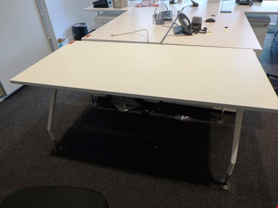 Used Vitra desk for Sale (Trading Premium) | NetBid Industrial Auctions