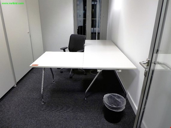 Used Vitra desk combination for Sale (Trading Premium) | NetBid Industrial Auctions