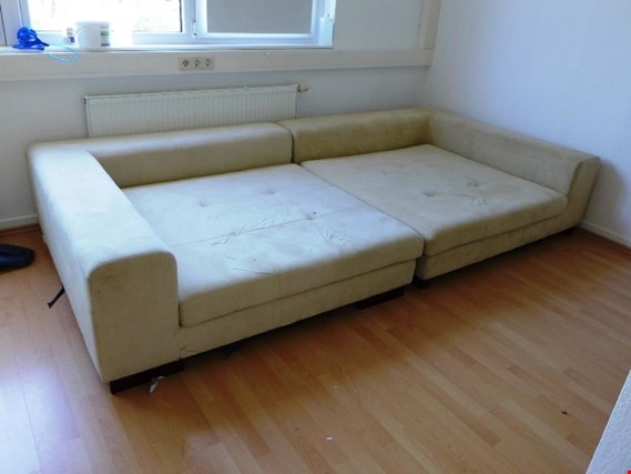 Used Relax sofa for Sale (Trading Premium) | NetBid Industrial Auctions