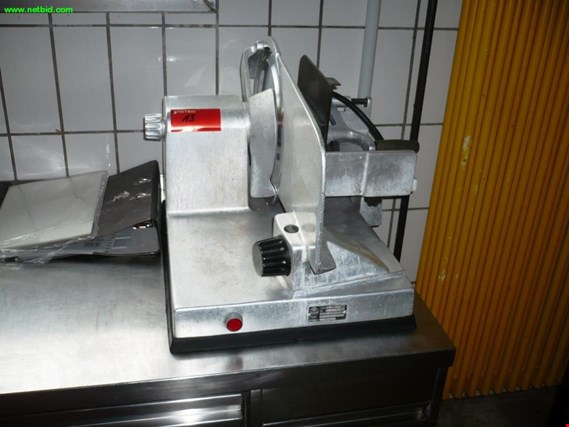 Used Graef A-300 Slicer for Sale (Trading Premium) | NetBid Industrial Auctions