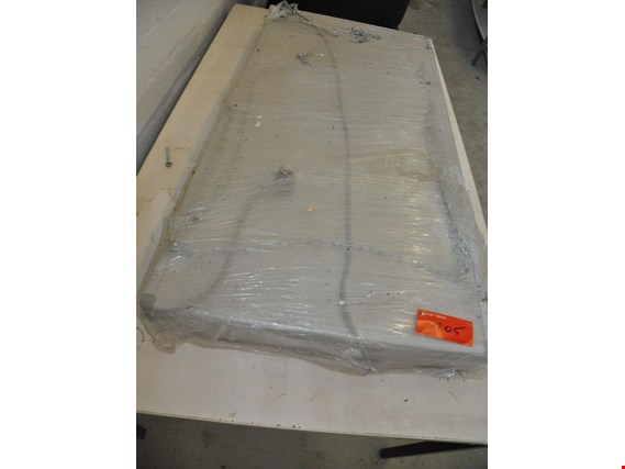 Used Daylight lamp for Sale (Trading Premium) | NetBid Industrial Auctions