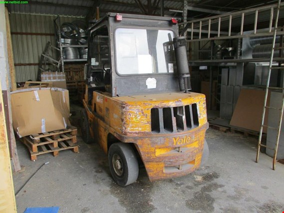Used Yale DFG 4,0 Diesel forklift trucks - ATTENTION: later release according to RS for Sale (Auction Premium) | NetBid Industrial Auctions