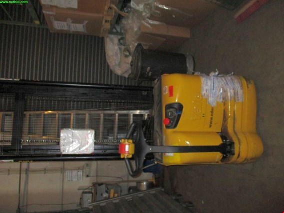 Used Yale MS12AC Electric pedestrian pallet truck for Sale (Auction Premium) | NetBid Industrial Auctions