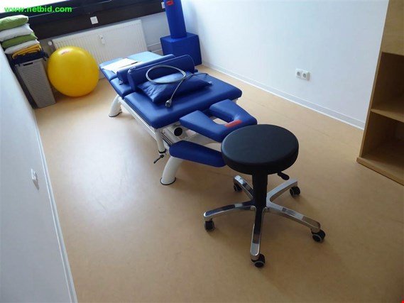 Used HWK Therapy table for Sale (Auction Premium) | NetBid Industrial Auctions