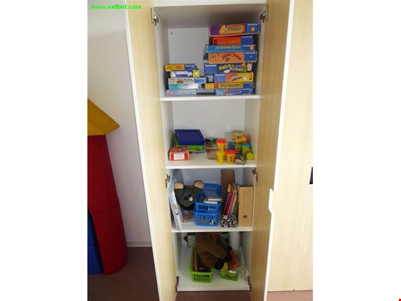 Used 1 Posten Toys and books for Sale (Auction Premium) | NetBid Industrial Auctions