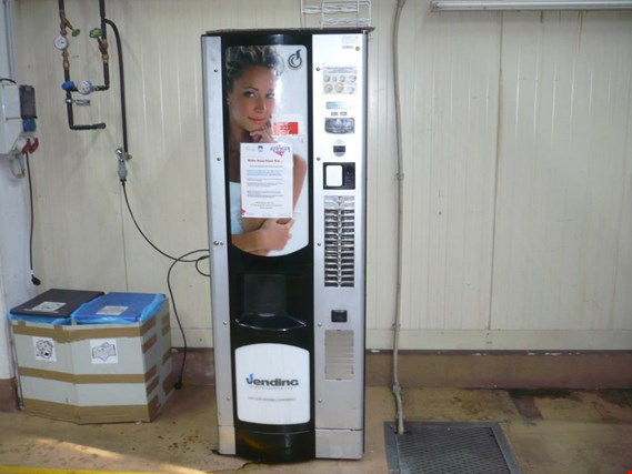 Bianchivending Automat na horké nápoje na mince (Auction Premium) | NetBid ?eská republika