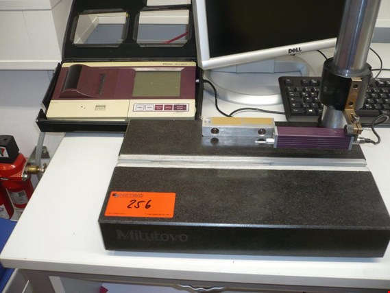 Used Mitutoyo SJ301 Roughness meter for Sale (Auction Premium) | NetBid Industrial Auctions