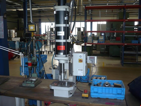 Used Schmidt 29-100-3K pneumatic press for Sale (Online Auction) | NetBid Industrial Auctions