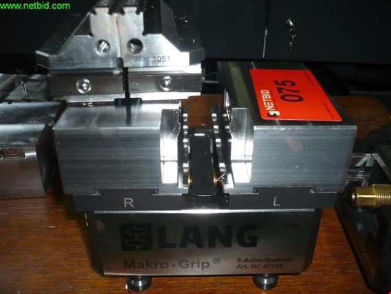 Used Lang Makro Grip 5-axis centric clamp for Sale (Auction Premium) | NetBid Industrial Auctions