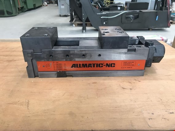 Used Allmatic NC 125 vice with jaws for Sale (Auction Premium) | NetBid Industrial Auctions
