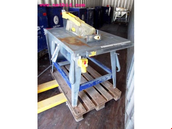 Used Avola Circular table saw for Sale (Auction Premium) | NetBid Industrial Auctions