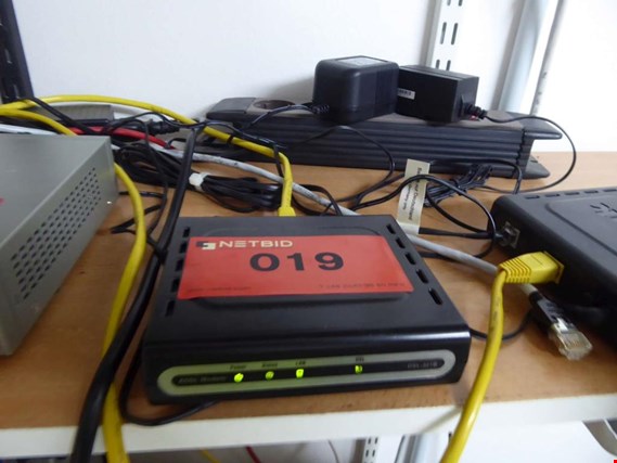 Used D-Link DSL-321B 2x ADSL modem for Sale (Trading Premium) | NetBid Industrial Auctions