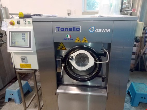 Used Tonello G1 42 WM dyeing machine for Sale (Trading Premium) | NetBid Industrial Auctions