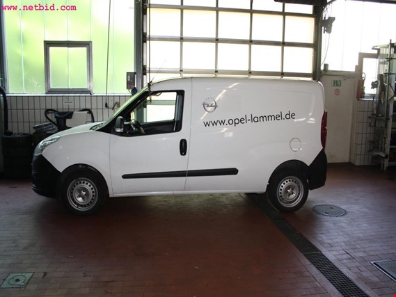Used Opel Combo Opel Combo passenger car for Sale (Auction Premium) | NetBid Industrial Auctions